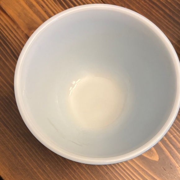 Blue and White Ceramic Bowl Pyrex - Picture 3 of 8